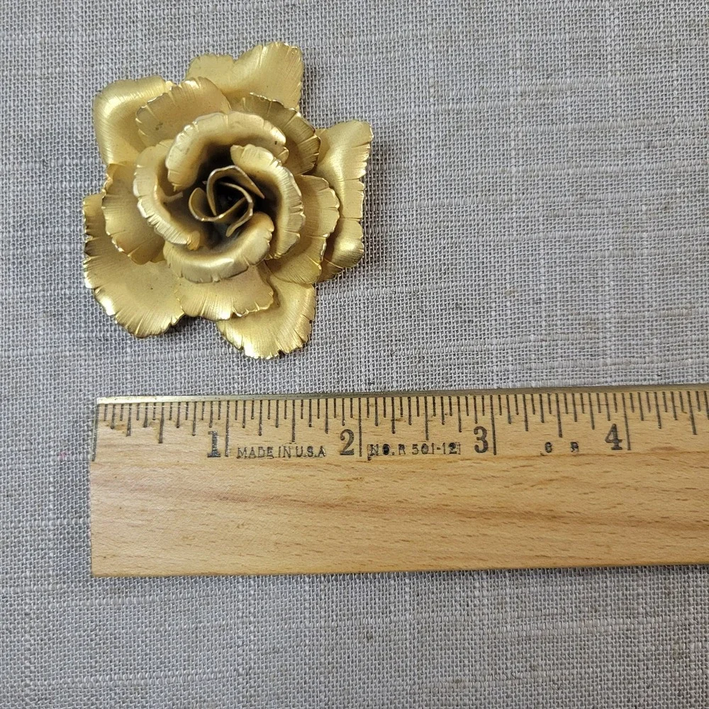 Vintage Lisner Gold Tone Rose Flower Brooch Pin 2.25 Inch Cottagecore